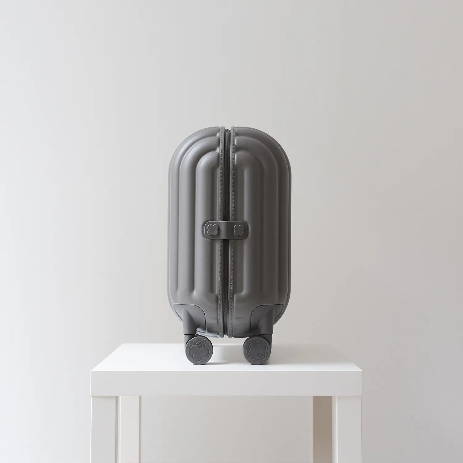 アートリップス パンスタイル 機内持ち込み スーツケース