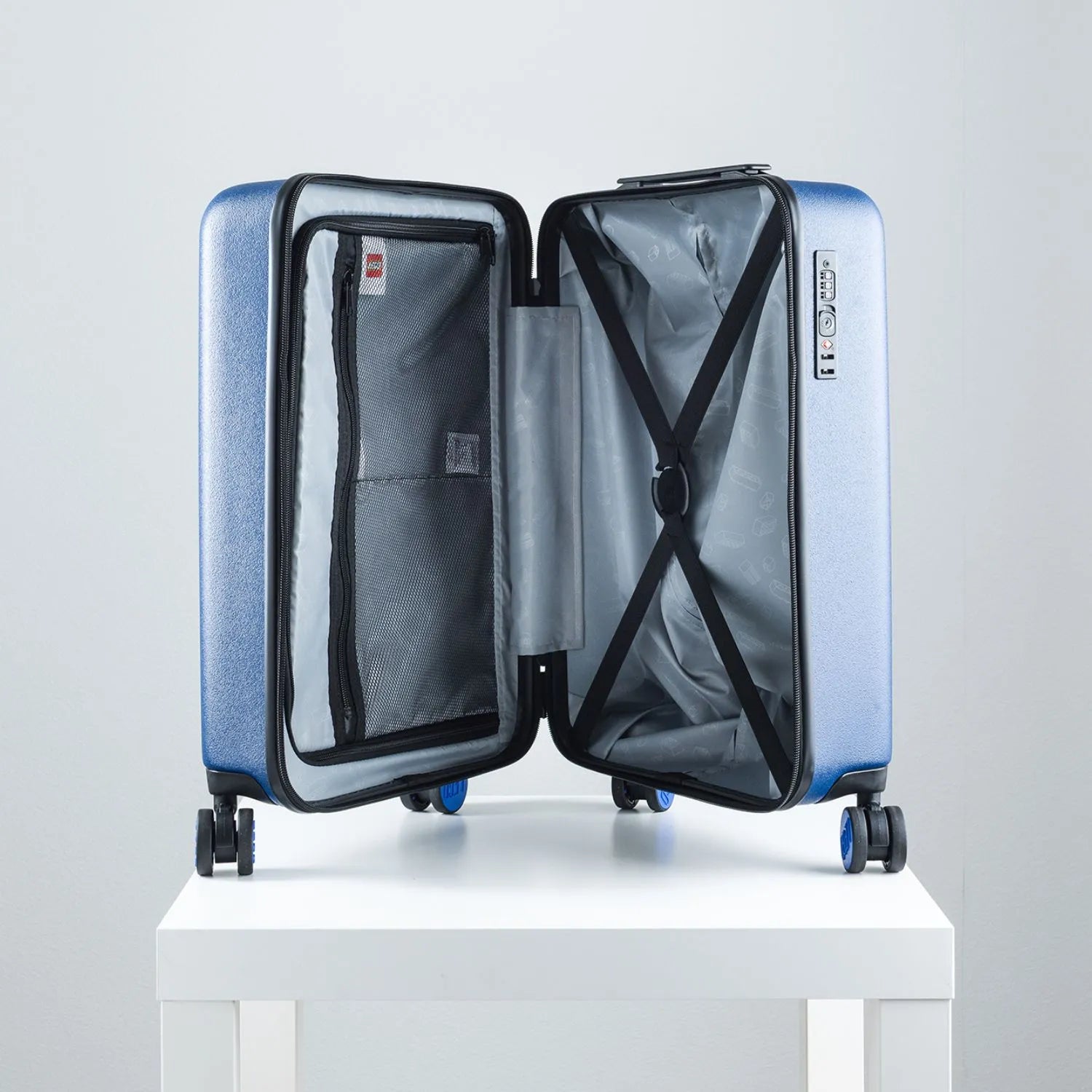 レゴ アーバン 機内持ち込み スーツケース