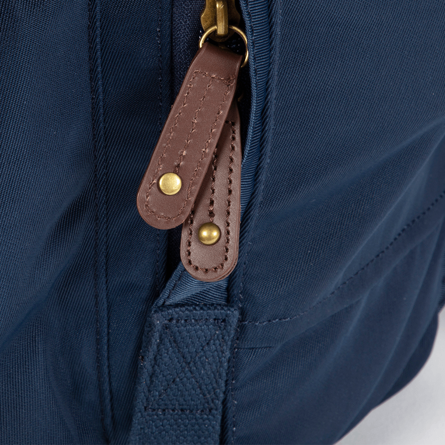 Macaroon Classic 16L