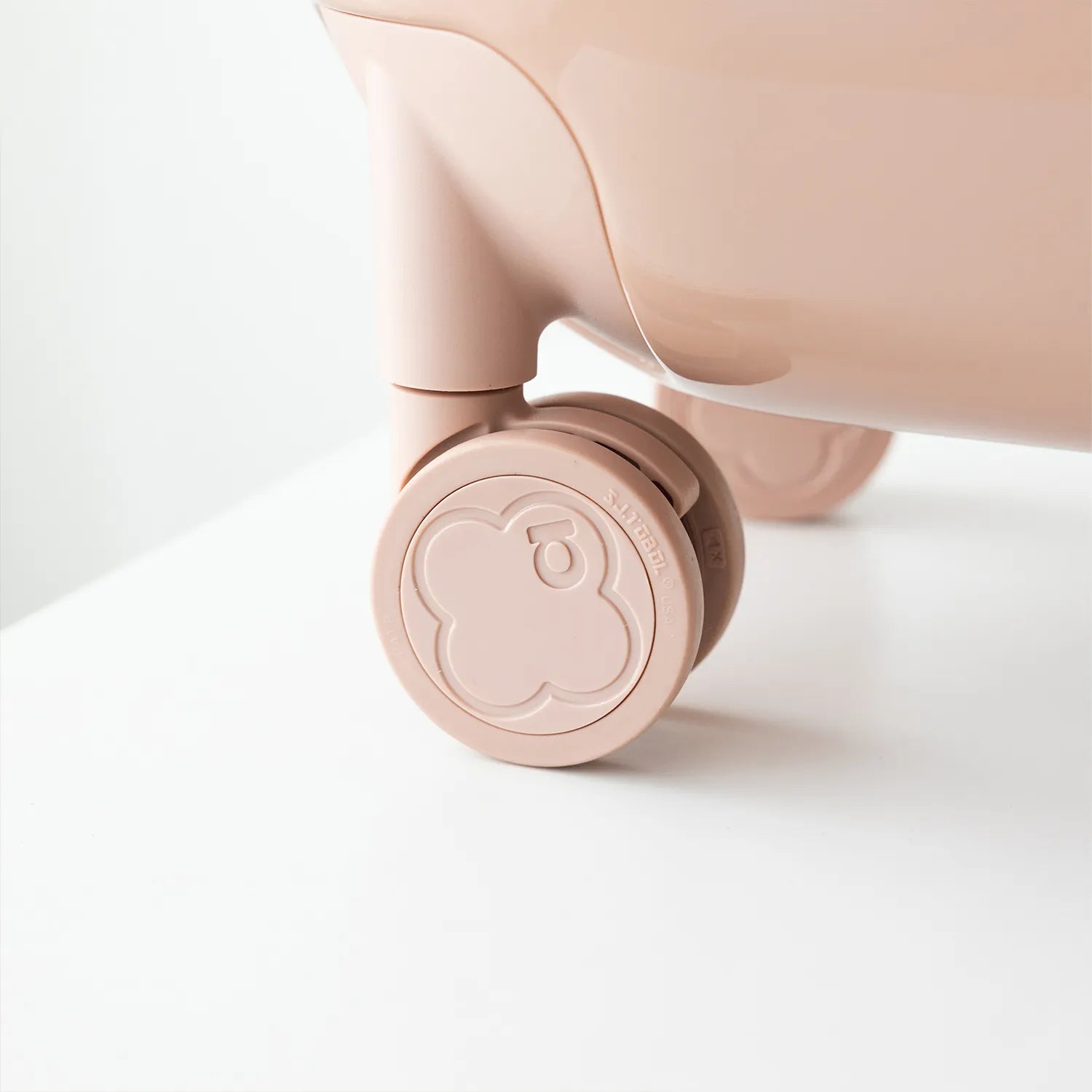 アートリップス マシュマロスタイル 機内持ち込み スーツケース