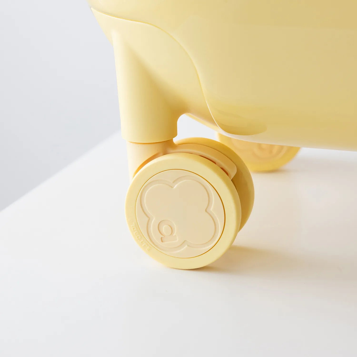 アートリップス マシュマロスタイル 機内持ち込み スーツケース